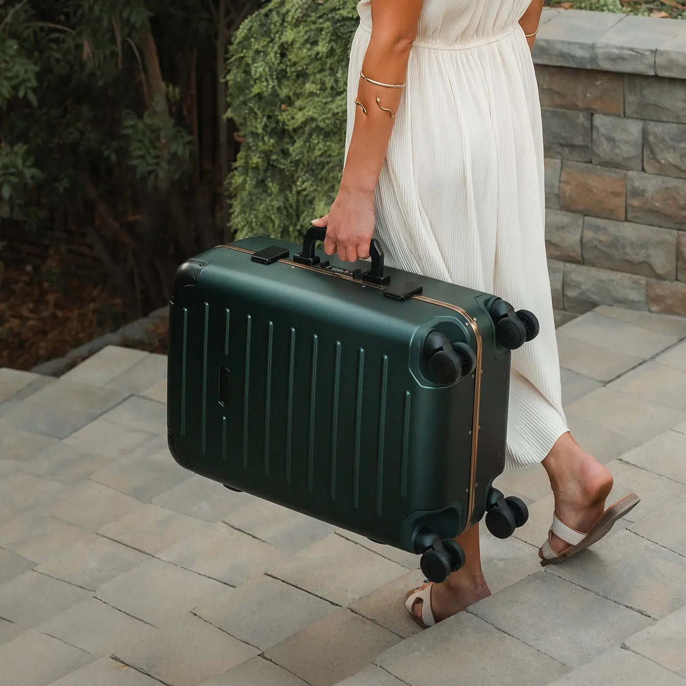 Carry-On Closet Original