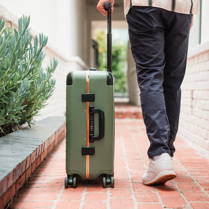 [DEV] Carry-On Closet Original - Precious Metals