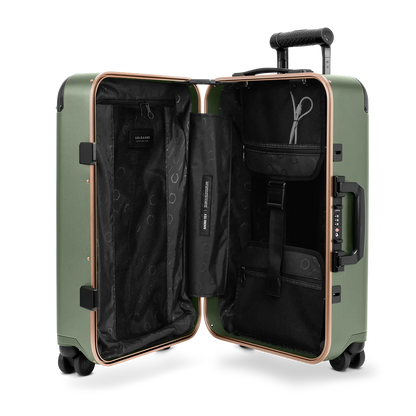 [DEV] Carry-On Closet Original - Precious Metals