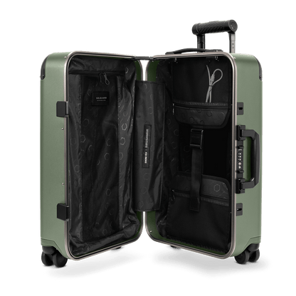 [DEV] Carry-On Closet Original - Precious Metals