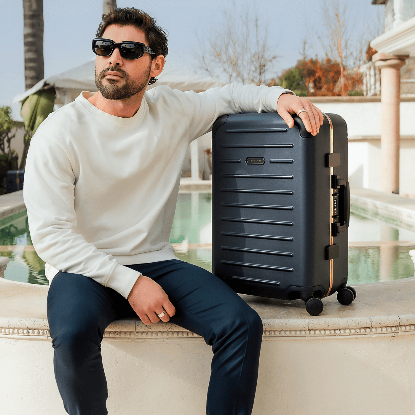 [DEV] Carry-On Closet Original - Precious Metals